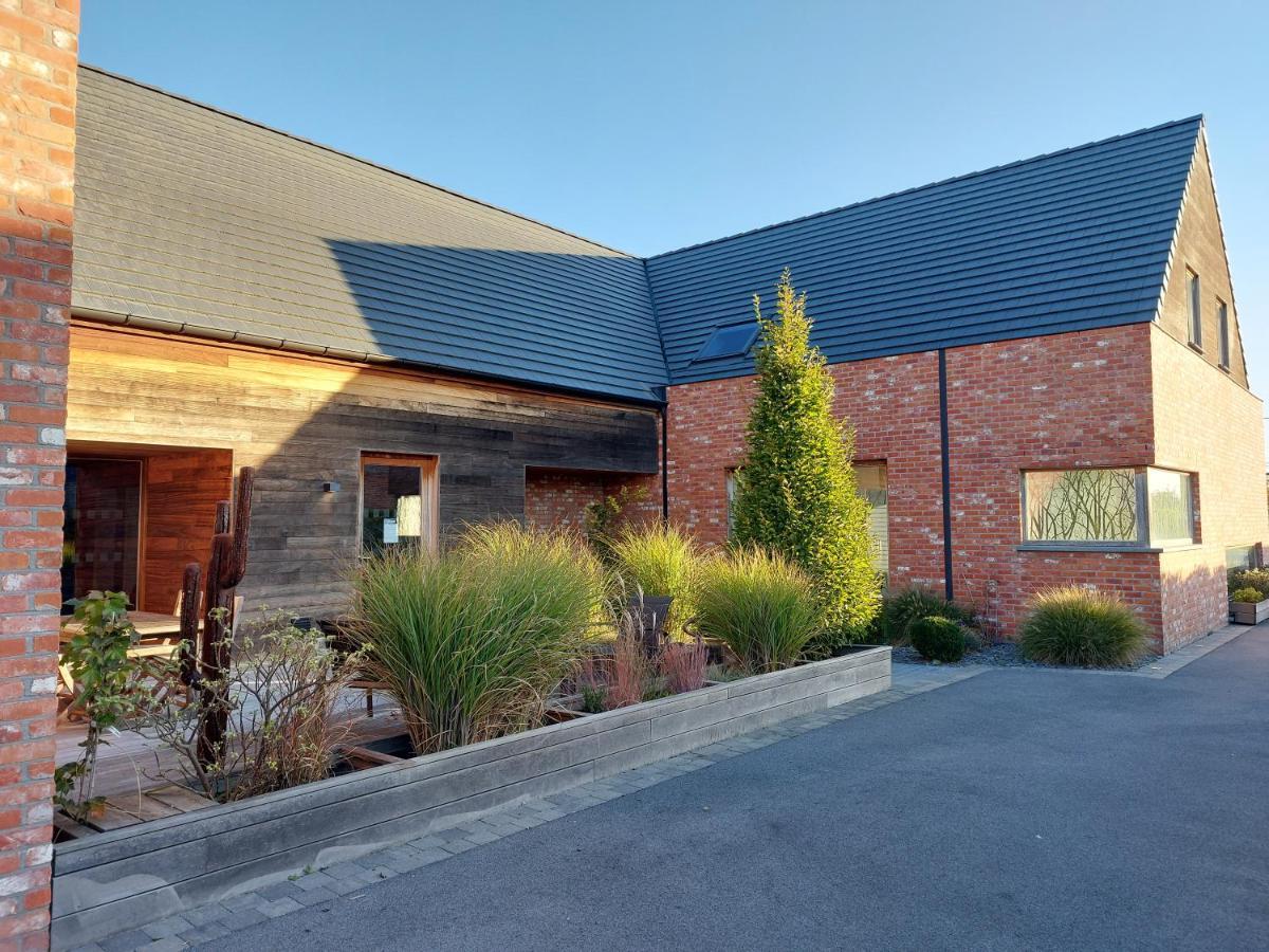 La Couture Du Charme Bed & Breakfast Sameon Bagian luar foto